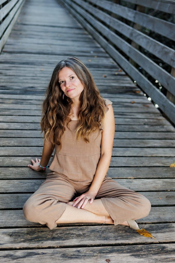 Eileen Anne, author of Extraordinary Inner Light, a healing poetry collection of heartfelt and inspiring poems