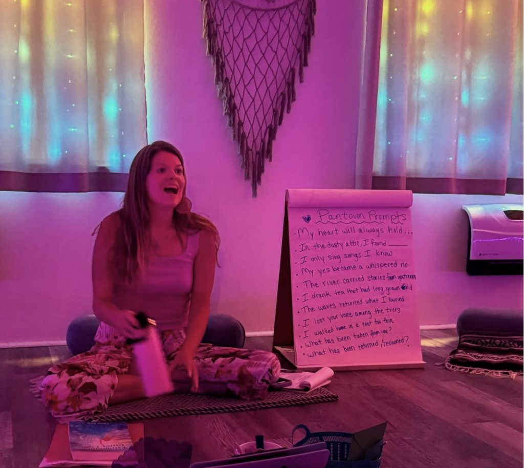 Creative Writer's Workshop called Word Flow taught in South Florida by Eileen Anne